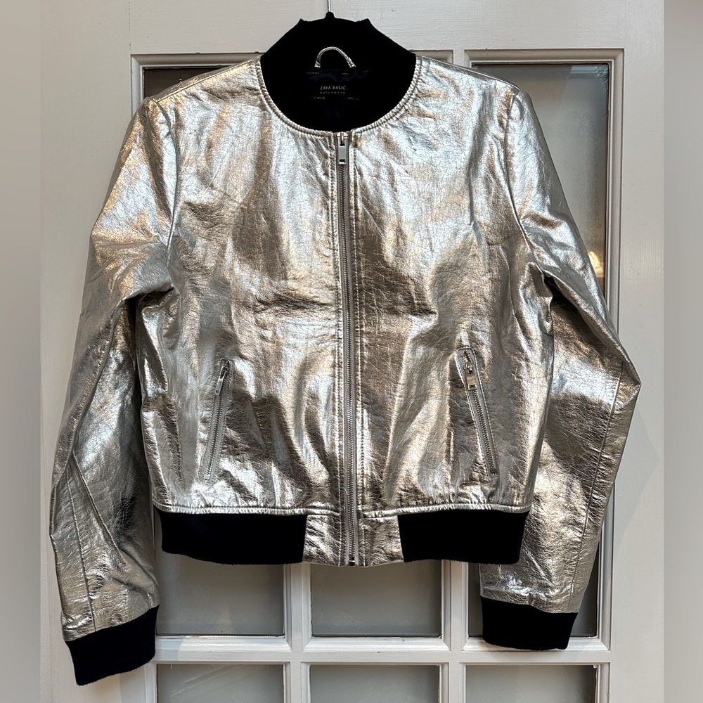 Zara Outerwear Silver Metallic Bomber Jacket Embroider Floral Butterflies Size M - Picture 15 of 15